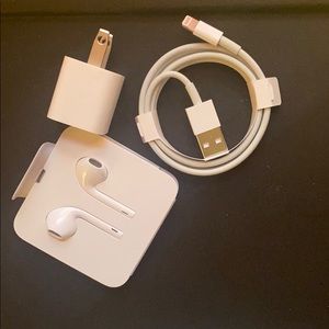 headphones, charger cord & box